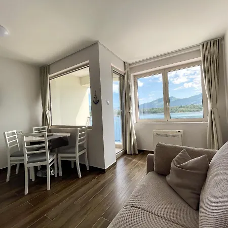 Apartments Maestral Tivat Exterior photo