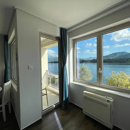 Apartments Maestral Tivat Exterior photo
