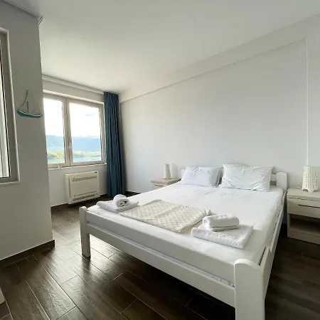 Apartments Maestral Tivat Exterior photo