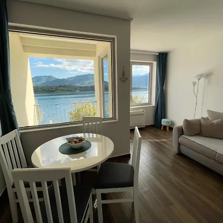 Apartments Maestral Tivat Exterior photo
