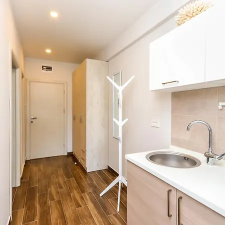 Apartments Maestral Tivat Exterior photo