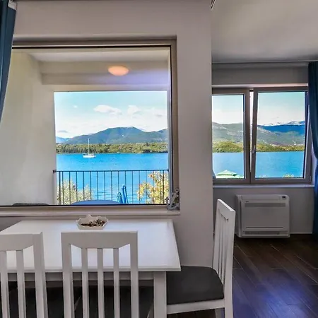 Apartments Maestral Tivat Exterior photo